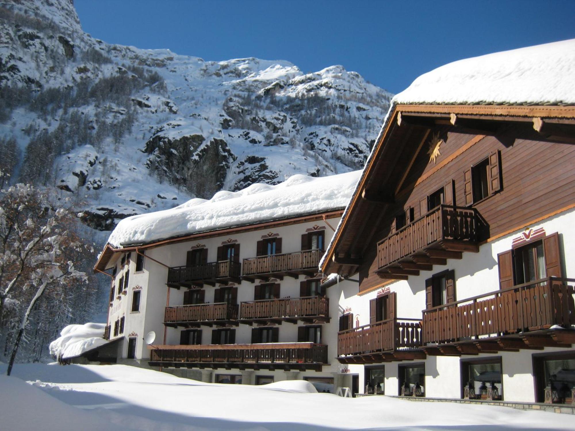Hotel Jolanda Sport Gressoney-la-Trinité Exterior photo